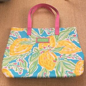 NWOT Lilly Pulitzer Estée Lauder Lemon Print Tote